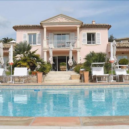 Hotel Villa Les Rosiers Гримо Екстериор снимка