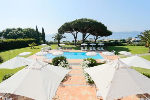 Hotel Villa Les Rosiers Гримо Екстериор снимка