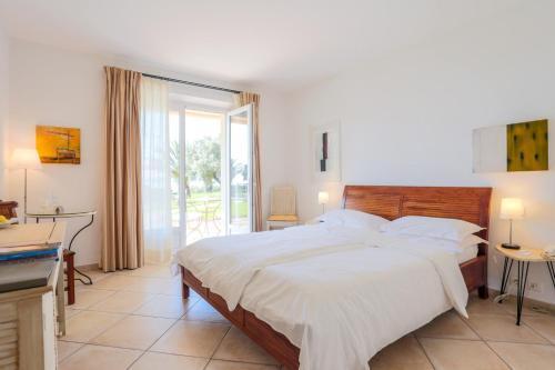 Hotel Villa Les Rosiers Гримо Екстериор снимка